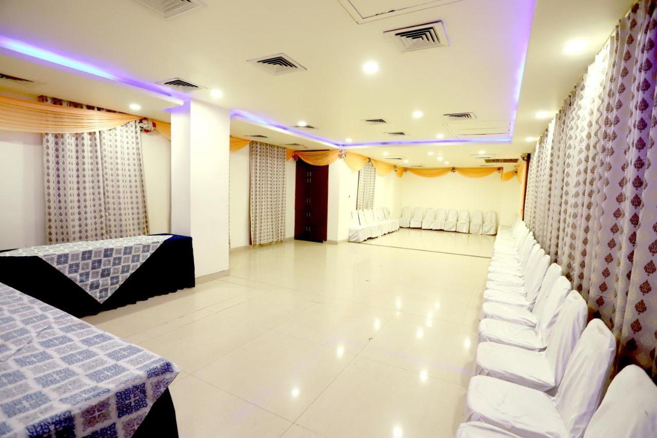Hotel Blue Pearl Бопал Екстериор снимка