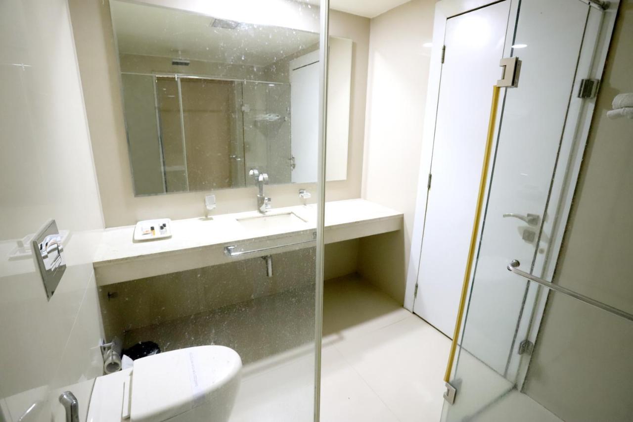 Hotel Blue Pearl Бопал Екстериор снимка